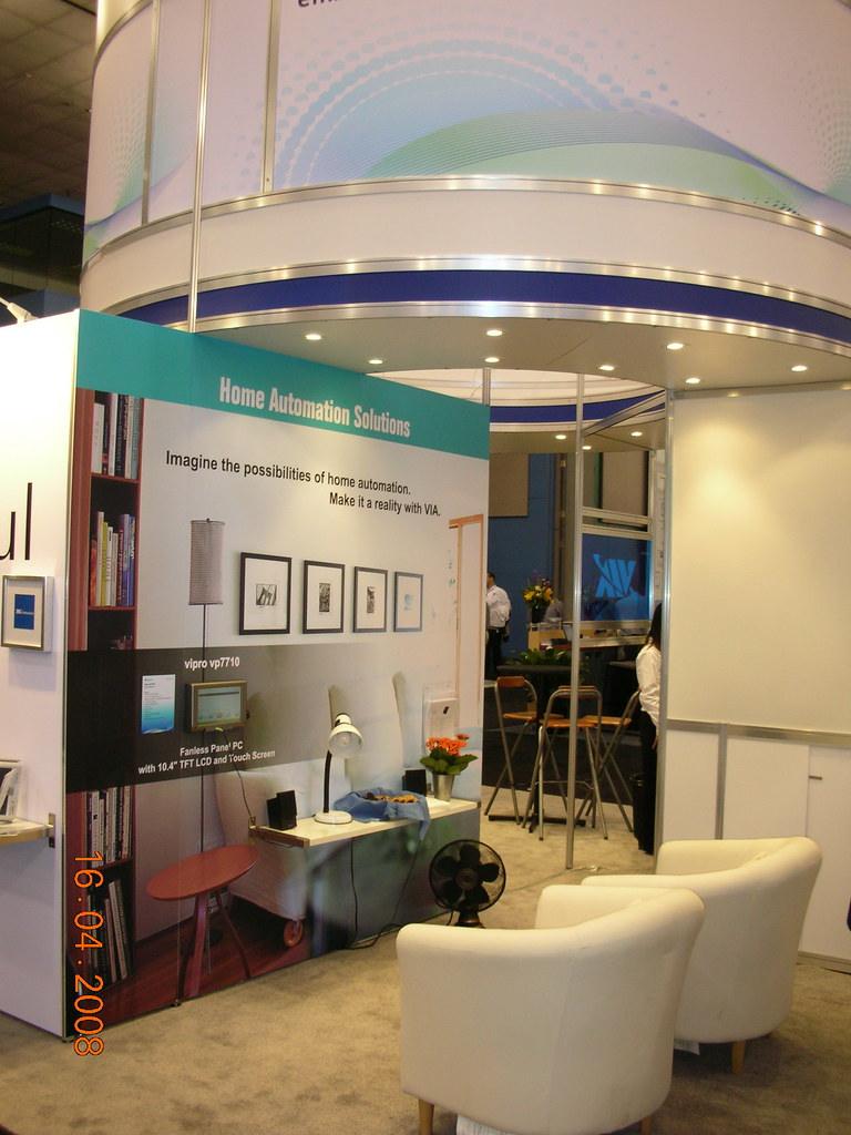Home automation solution display for smart home retrofit